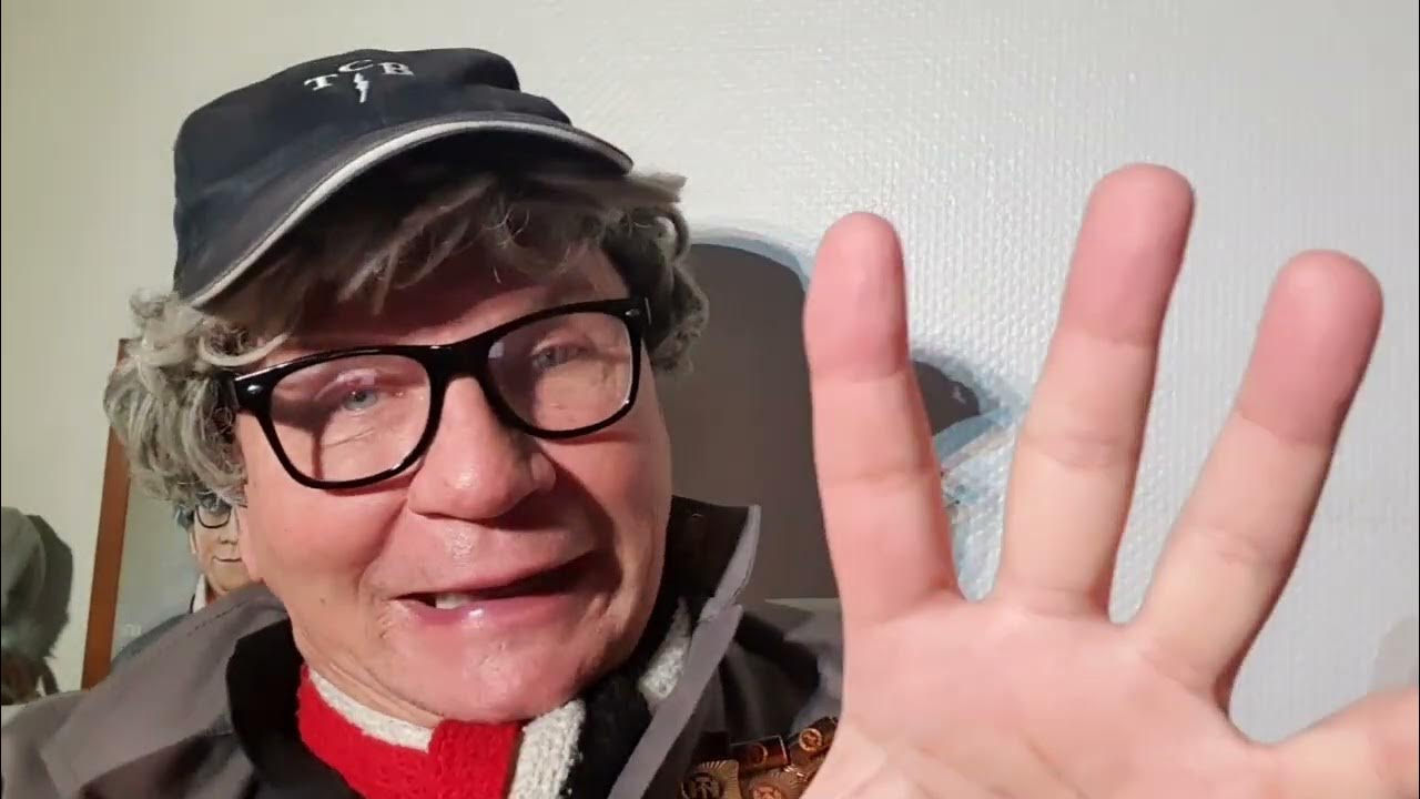 Danke für die aufmerksamkeit для презентации. Выразить радость руками. Good morning and happy birthday. Dank der. Шрек аватар.