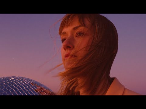 Obejrzyj Lucille Two - Suddenly // Official Video w YouTube Obejrzyj Lucille Two - Suddenly // Official Video w YouTube