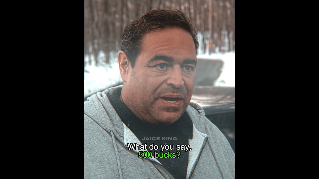 Vito Leaves No Evidence 🤫 | The Sopranos S6.E10 | 