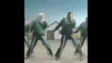 pro squid game players be like (in real life)