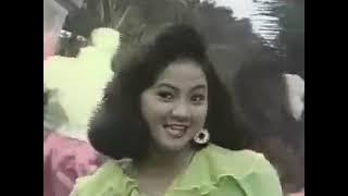 Tria Maretta Asyiknya Pacaran  Musik Video