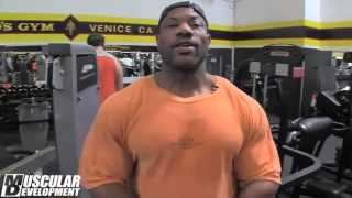 Dexter Jackson talking about Cedric 2 weeks out Arnold Classic 2013 Trains Back