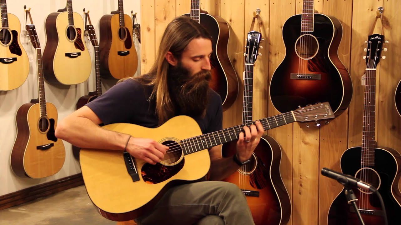 Martin Vintage Series 00 18V - YouTube