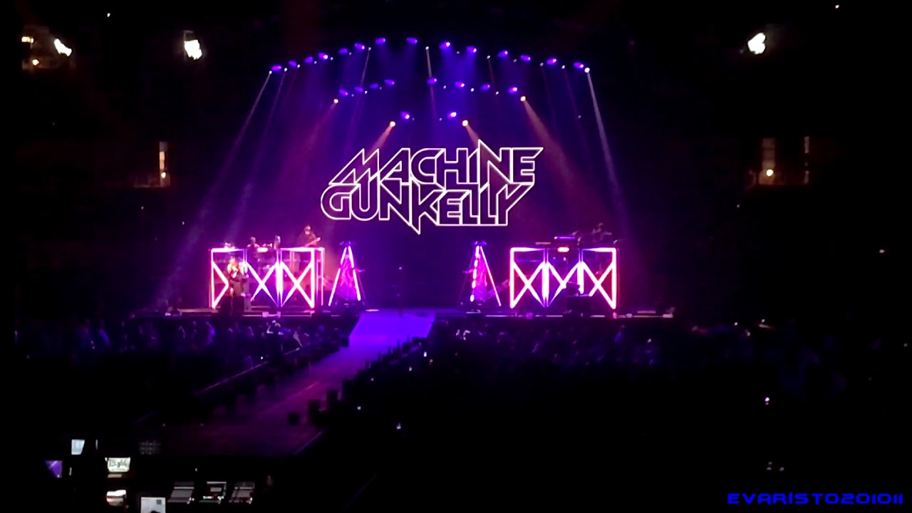 Machine Gun Kelly performing live at the Mania Tour 2018