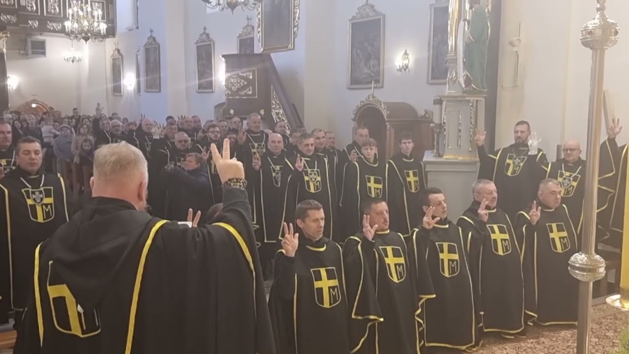 Uroczystość przyjęcia oraz utworzenie Chorągwi Zakonu Św.Jana Pawła II Wielkiego w Parafii Tymbark