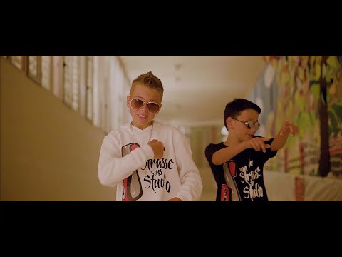 VDSIS - Dustin & Samuel - Chicas & Chicos (official Musikvideo) // VDSIS