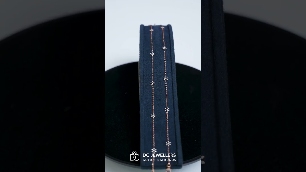 ✨ Rose Gold Bangle – 6 Grams ✨A delicate touch of modern elegance! 🌹💛