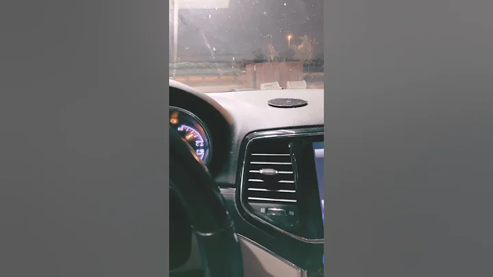 Clean them spark plug holes #comedy #cars #mechanic