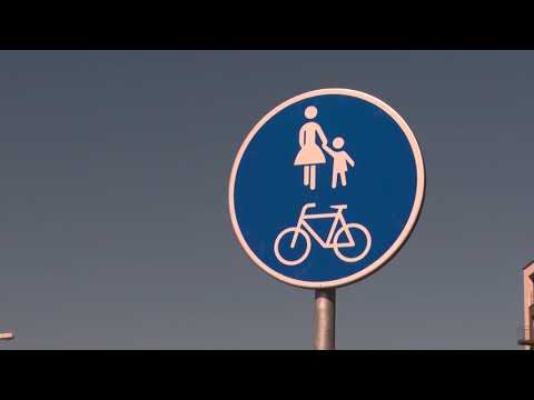 Video: Prvýkrát na svete: Kruhový objazd na bicykli v Holandsku
