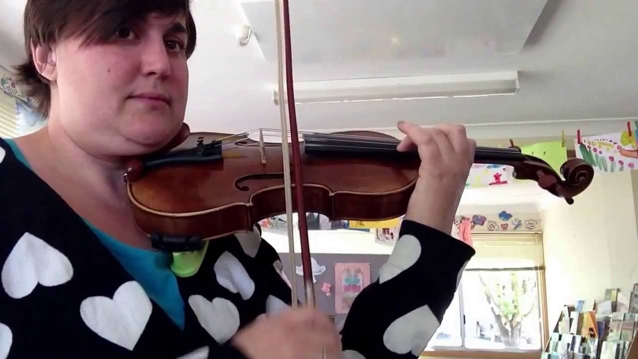 E harmonic minor scale and arpeggio