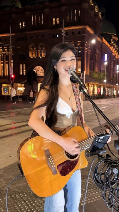 AMAZING busker sings ‘Faded’ by Alan Walker #busker #faded #alanwalker