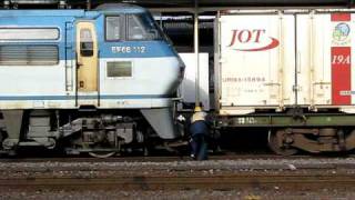 2008-11-24 3064列車 EF66 112連結！！