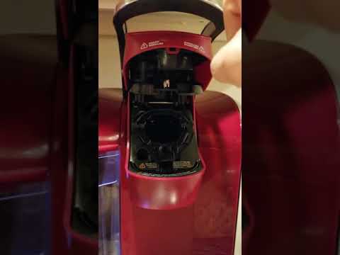 keurig-k-cup-machine-won't-close.-simple-workaround