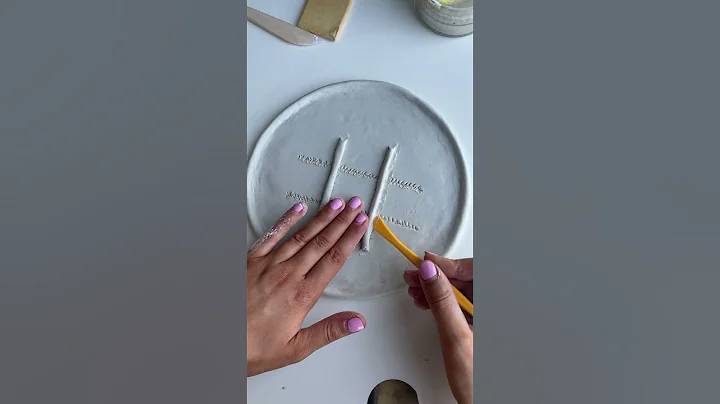 Making a clay tic-tac-toe board! 🍓🍇🍎🍑🍊🍋🥝IB: @amandaeve.art #shorts #clay #crafts #tictactoe