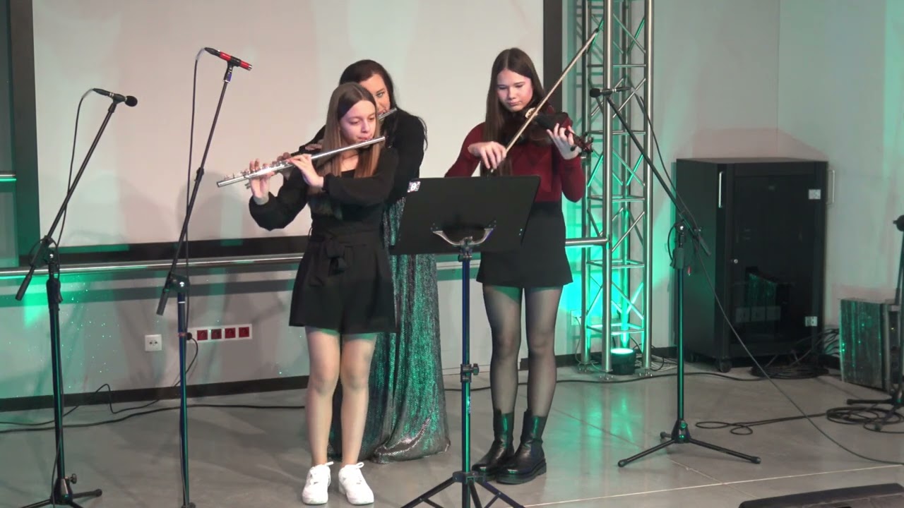 Trio: Karolina Ugniewska, Iga Pietrzyk, Katarzyna Trętowska - 