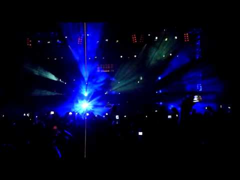 Tiesto - Live @ Bujtosi Sportcsarnok (Nyregyhza) (...