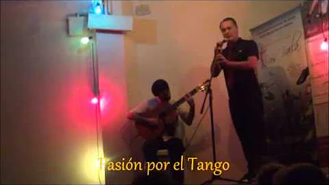 WALTER El Chino LABORDE y DIEGO Dipi KVITKO Interpretando el Tango CRISTAL en FLOREAL MILONGA