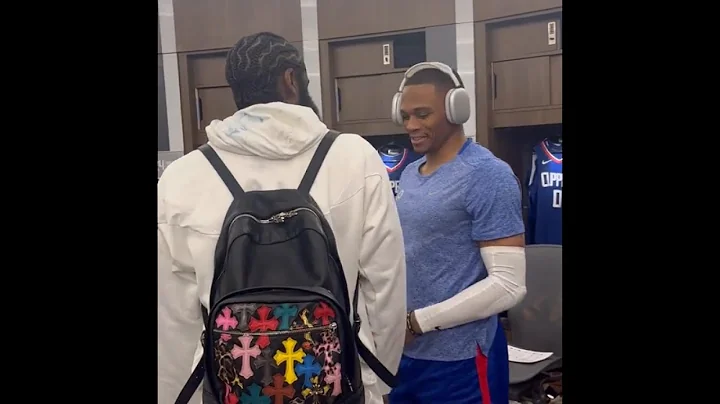 James Harden reunites with Russell Westbrook in Clippers locker room after trade - DayDayNews