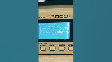 AKAI S3000XL - Sampling drumloop (TUT001)