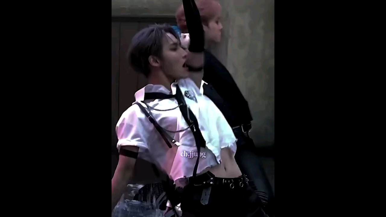 Mother is Mothering🙇🏻‍♀️ || ateez seonghwa hot edits 