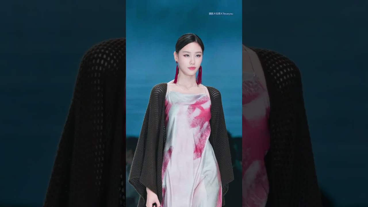 SIUF深圳内衣展古今内衣秀模特小雨 #lingerie #beauty #show #model #fashion #catwalk
