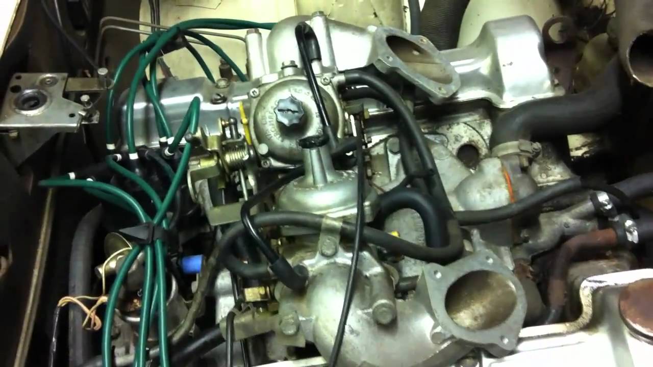 Triumph Stag odd behaviour from offside choke YouTube