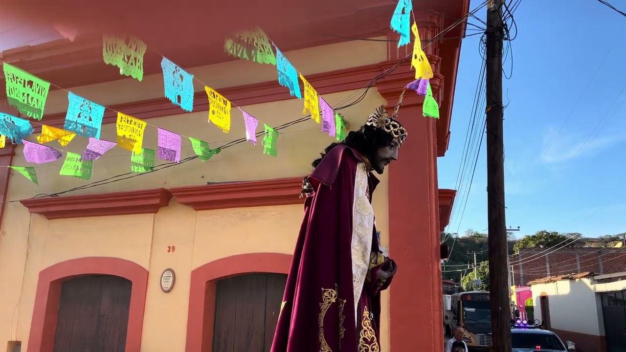 Peregrinar de Jesús Nazareno por Las Calles De Amatlán De Cañas, Nayarit.
