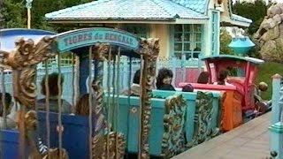 Casey Jr. - le Petit Train du Cirque • Circus Train * Disneyland Paris * August 1995
Little circus train journeys over and around Storybook Land.
Straight out of the Disney classic Dumbo this circus train rides up and down small hills and over bridges as it jerks its passengers swiftly round the miniatures sets of Le Pays des Contes de Fées (Fairytale Land). August 30, 1995. Casey Jr. - le Petit Train du Cirque • Circus Train * Disneyland Paris * August 1995