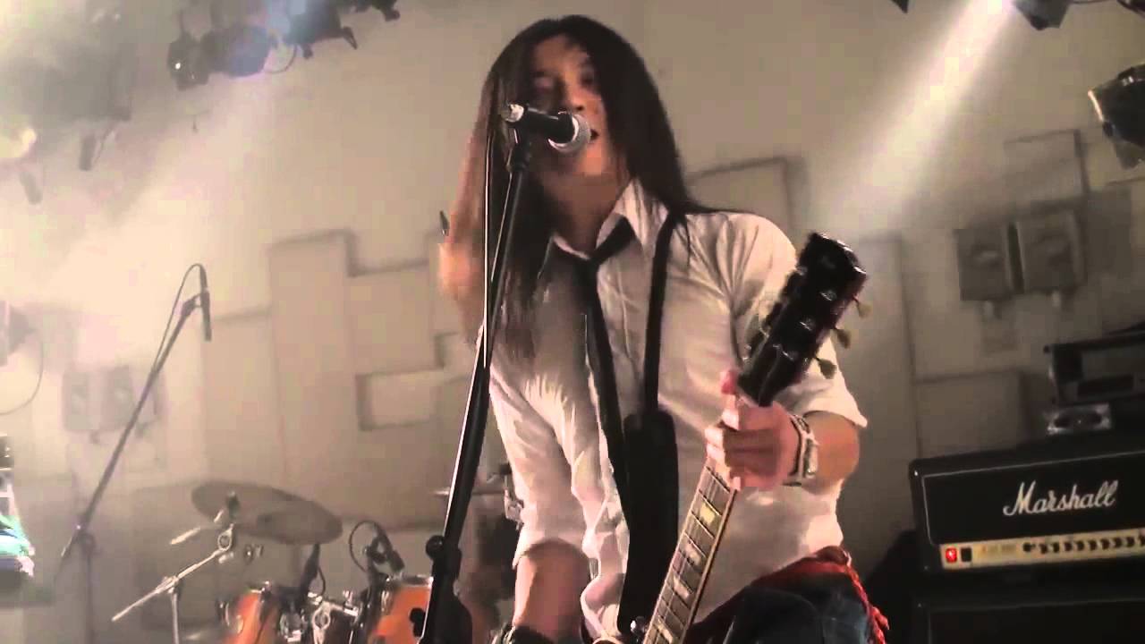 「Motor City Cobra」 sugarbuzz 1min