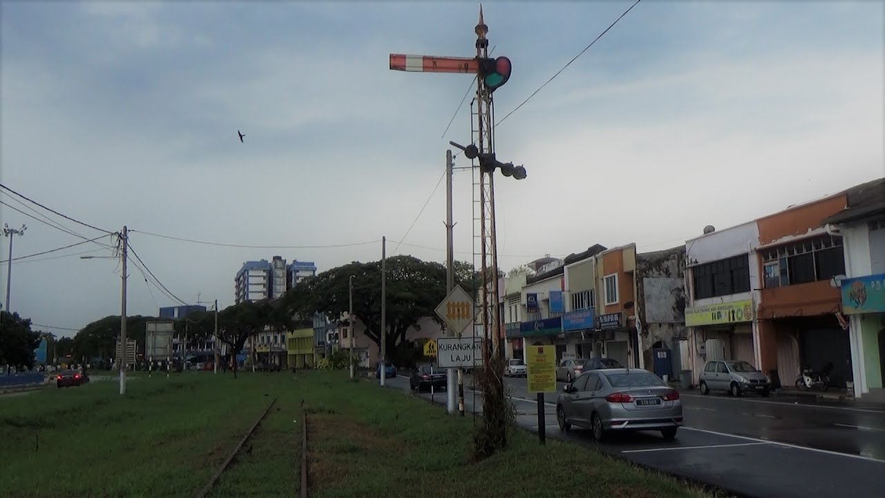 Menjelajah Bekas Landasan Seremban - Port Dickson