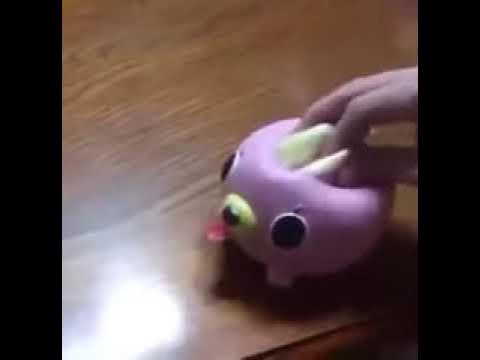 бешеная игрушка прыгает а потом взрывается шок смотреть всем - YouTube