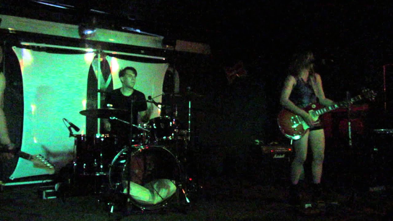 Little War Twins    "Fire Burnin'"