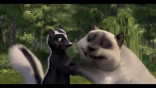 Over the Hedge: Tiger reunites with Stella
