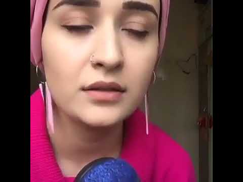 Emine Şarkısını Samimiyetle Söyleyen Köylü Kızı