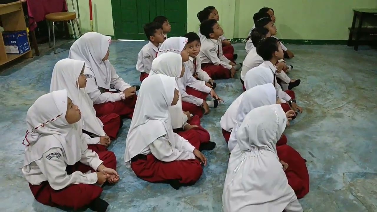 Membaca Nyaring untuk Kesenangan Kelas IIC 