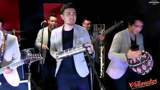 Video thumbnail of "Sal Y Agua • Los Vallenatos De La Cumbia"