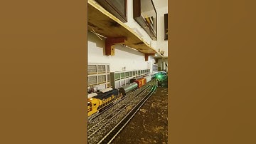 SD40-2 SCALE TRAINS SERVICE LOCAL