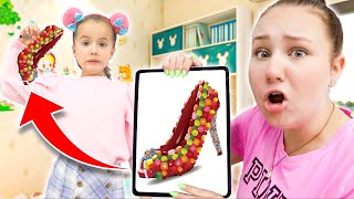 Ruby & Bonnie Pretend Play Exchanging Toys For Candy Shoes