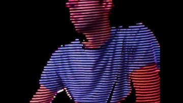 Visualizing Kinect Data - Curvy Lines / Mesh - Experiments