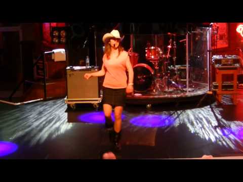 DANCE HER HOME Line Dance (Démo) - Séverine Moulin Billy Bob's