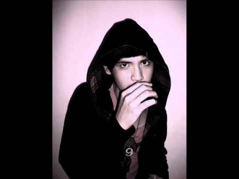 Смотреть «於是我» на YouTube