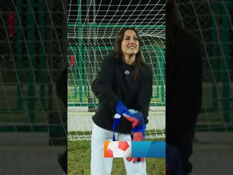 شاهد محمد الشناوي وهو بيمرن إليسيا يانكون