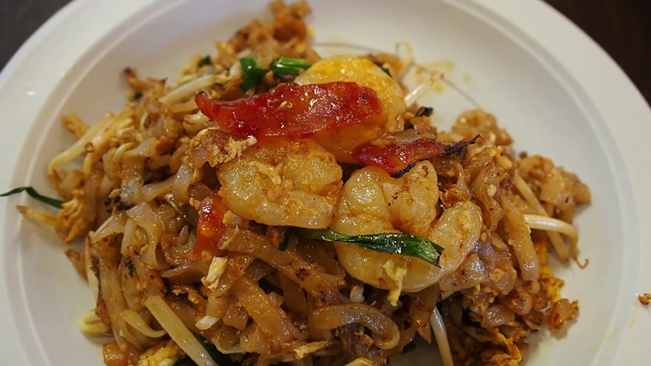 PENANG CHAR KWAY TEOW | Malaysian Street Food in Sentosa