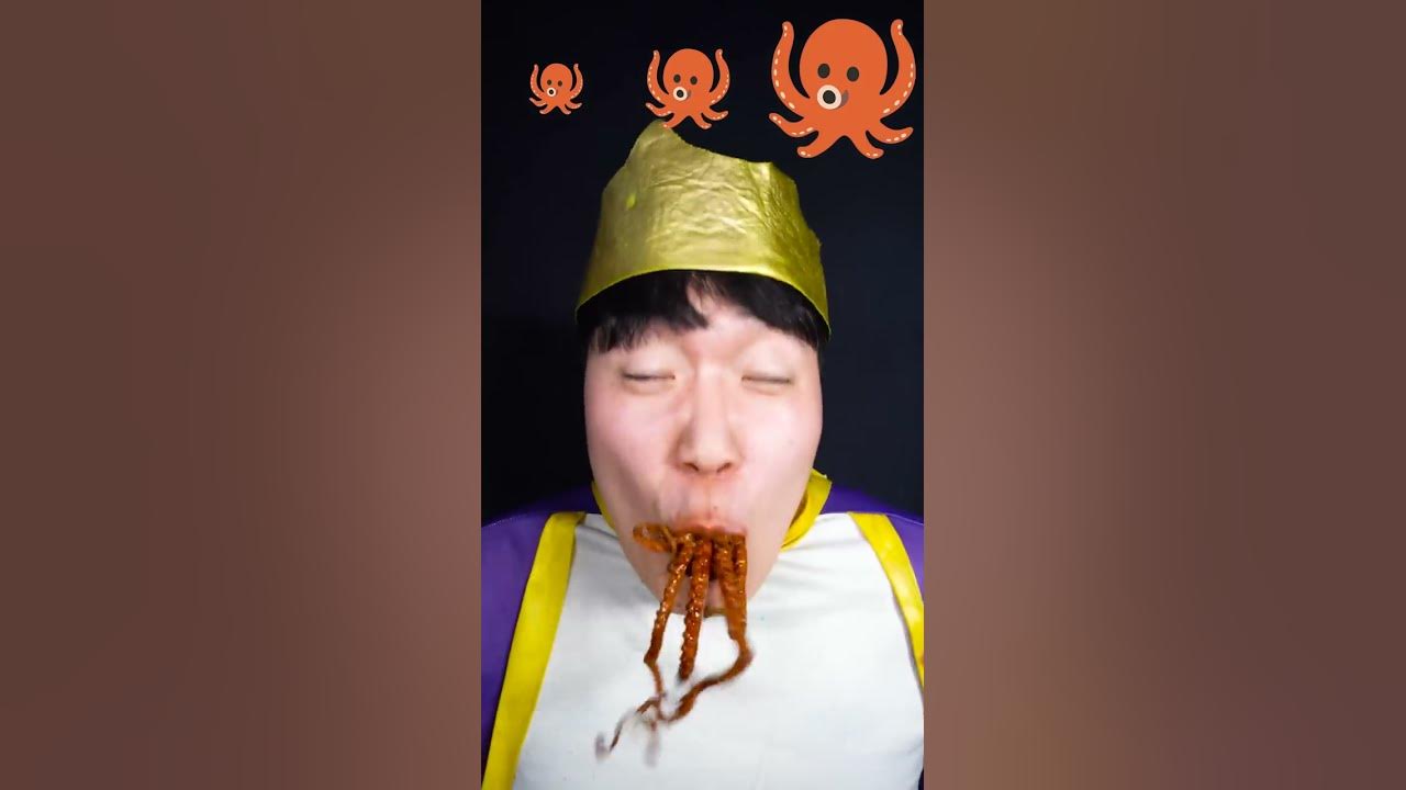 SMALL MEDIUM BIG Emoji FOOD CHALLENGE | Best Seafood boil Octopus Mukbang ASMR #Shorts