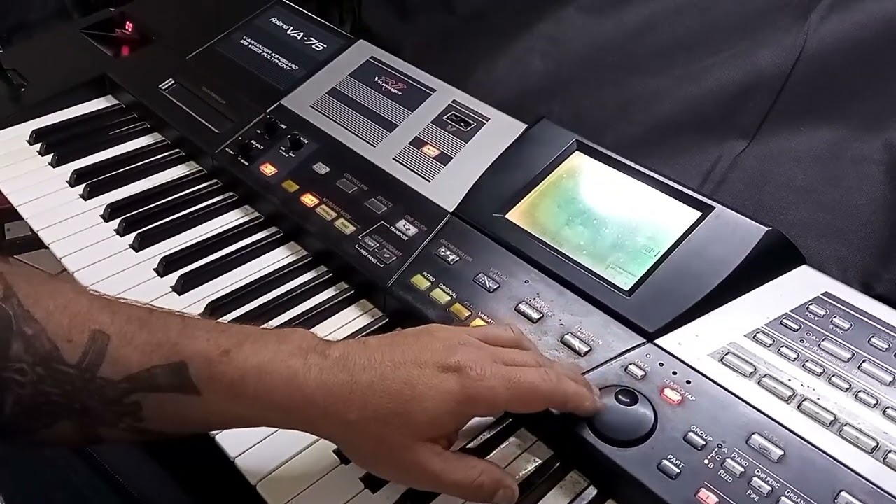 COMO FAZER A LEITURA DO PENDRIVE TECLADO ROLAND VA-76 - YouTube