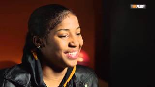 Te'a Cooper Feature Details