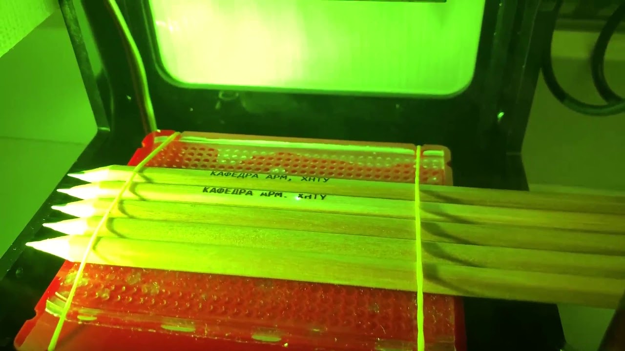 NEJE DK-8-KZ 1000mW - лазерный гравер на 1 Вт для домашних и учебных целей.