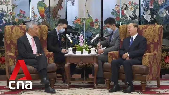 PM Lee meets Guangdong party secretary Huang Kunming on third day of China visit - DayDayNews