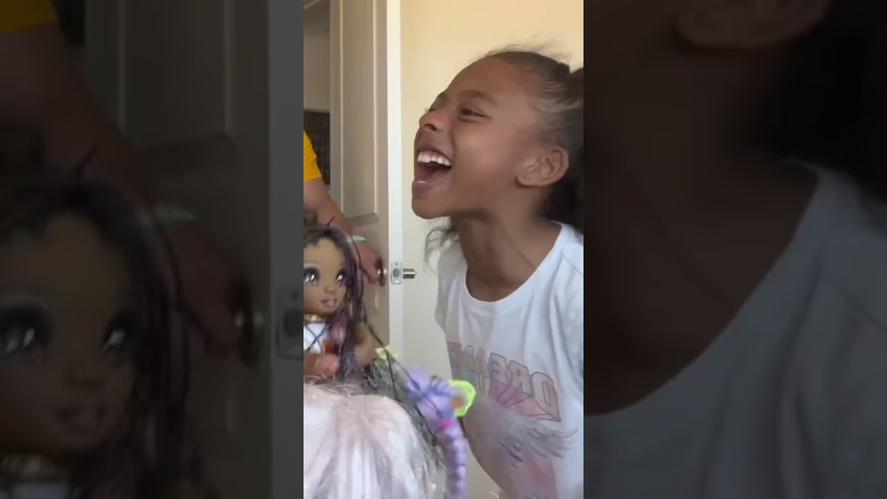 PLAYING DOLLS W/ HER GONE WRONG! 😭