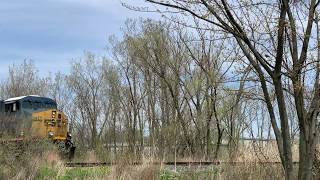 Csx Q327-02 Split In Half